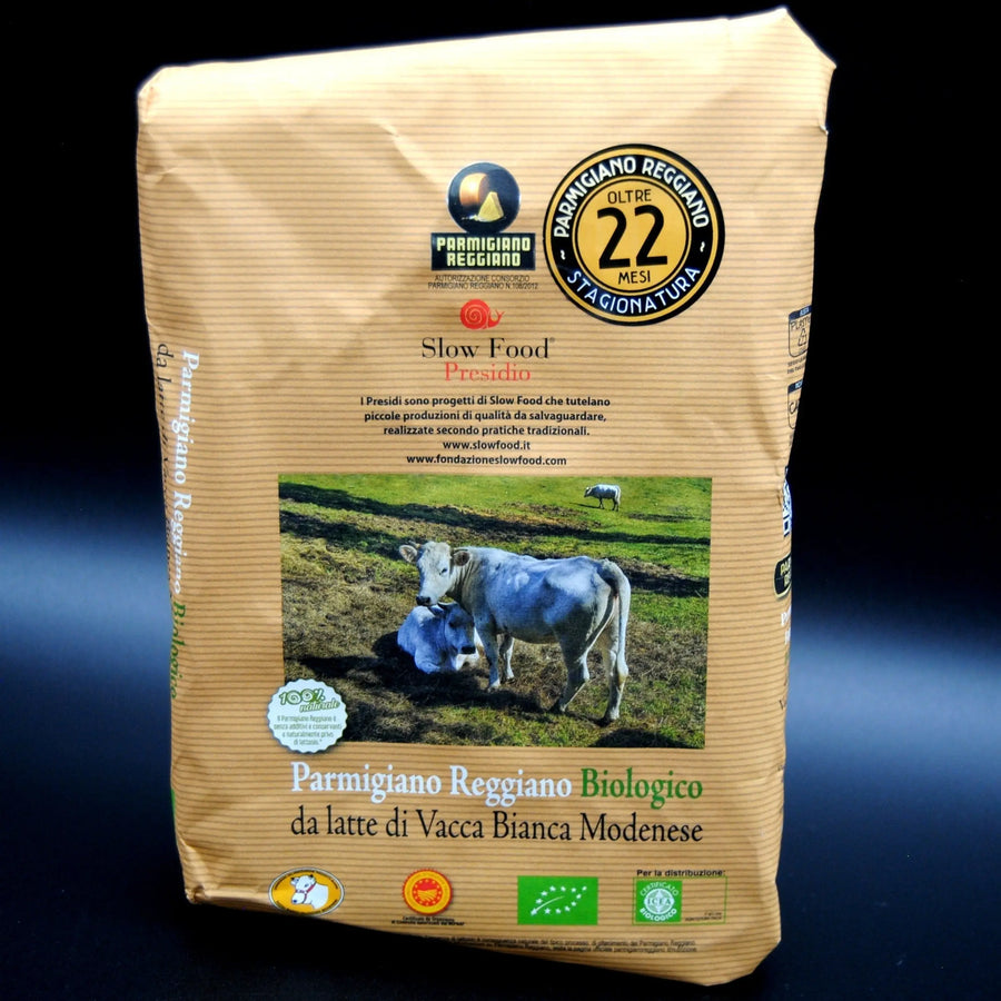 Parmigiano Reggiano DOP Biologico di Vacca Bianca Modenese stagionato 22 mesi - 500 gr. Modena Food Boutique