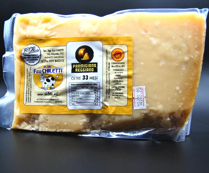 Parmigiano Reggiano DOP stagionato almeno 33 mesi Modena Food Boutique